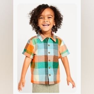 Old Navy Short sleeve textured Dobby pocket shirt